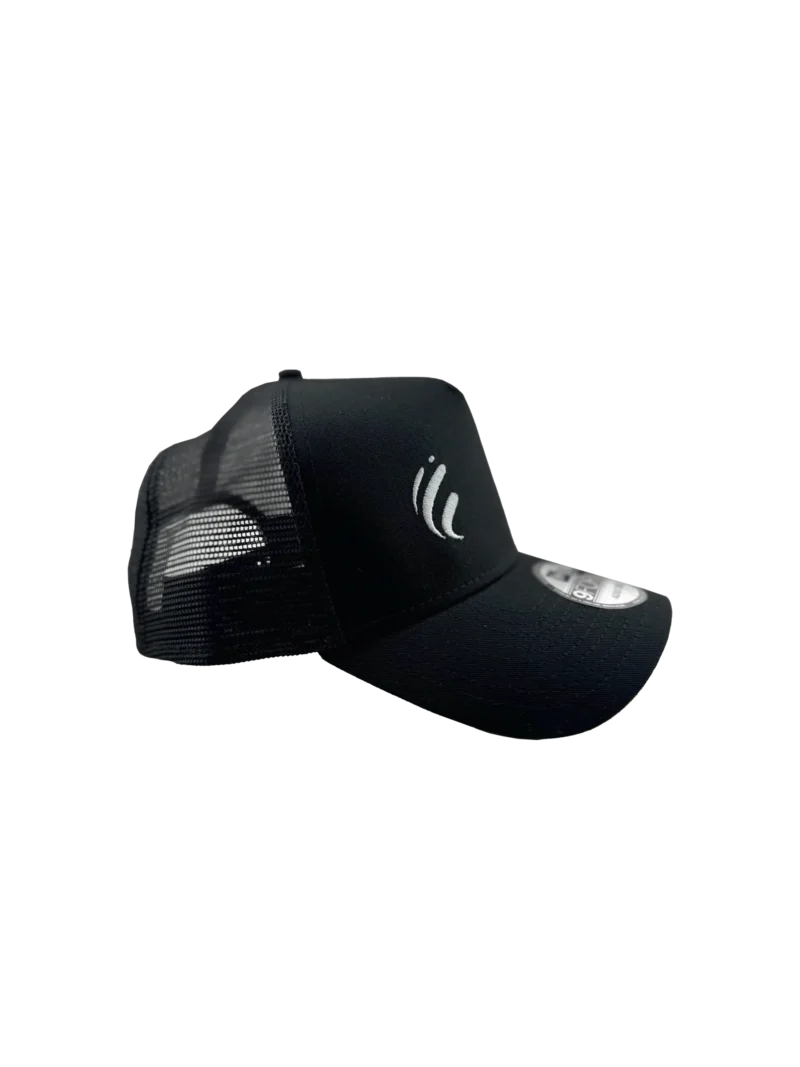 Black Snap Cap